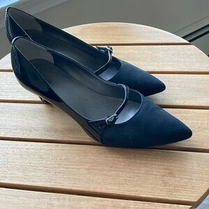 Tahari Black Patent Leather Shoes